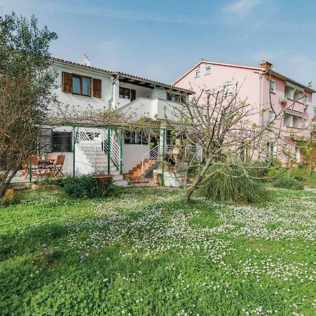 Apartment Rosa 2 Ровинь Экстерьер фото